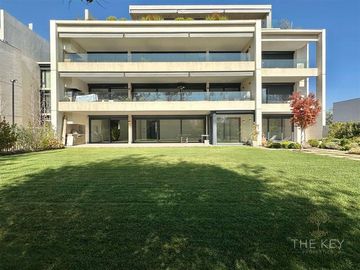 Departamento en venta de 3 dorm. en Las Condes