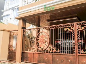 Jual Rumah Sultan Timur tengah dekat kampus UPI,Setiabudi Cihideung Lembang Bandung Barat