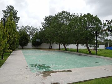VENDO PALAPA CON PEQUEÑA CASA EN FRACCIONAMIENTO LA HUARACHA LEON UNA HECTAREA