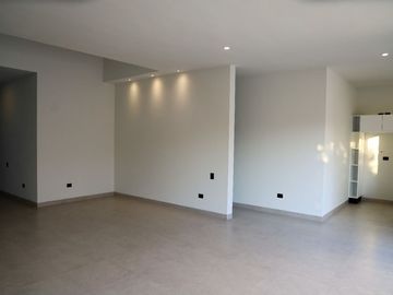 Casa en venta  y Renta  Paseo Country  (Zona Country Club)