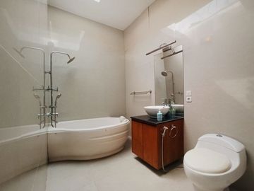 DIJUAL CEPAT! VILLA CANTIK PALING MURAH DI SANUR BALI KAWASAN RAMAI