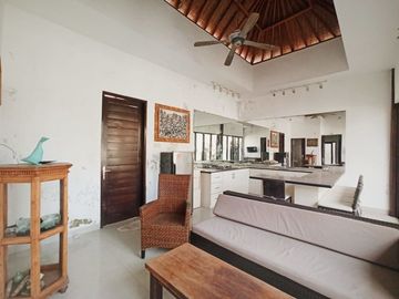 DIJUAL CEPAT! VILLA CANTIK PALING MURAH DI SANUR BALI KAWASAN RAMAI