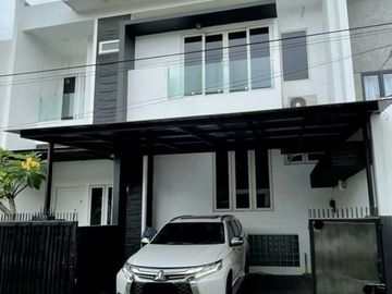 Rumah Bagus 2Lt, Semi Furn, Strategis di Pemuda, Rawamangun