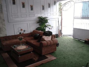 Rumah 2 Lantai Furnished Dan Strategis Di Lengkong Kota Bandung