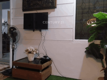 Rumah 2 Lantai Furnished Dan Strategis Di Lengkong Kota Bandung