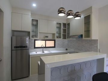 BRAND NEW HOUSE READY FOR OCCUPANCY PLUS 2 PARKING