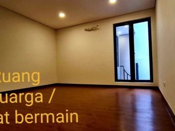 RUMAH 2 LANTAI BARU GRESS MANYAR JAYA hadap utara
