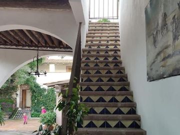 HACIENDA PRECIOSA Y SEÑORIAL en excelentes condiciones.