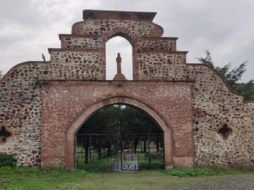 HACIENDA PRECIOSA Y SEÑORIAL en excelentes condiciones.