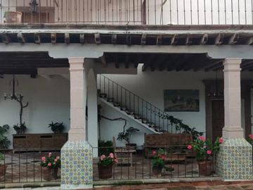 HACIENDA PRECIOSA Y SEÑORIAL en excelentes condiciones.