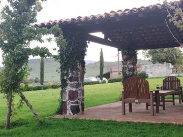 HACIENDA PRECIOSA Y SEÑORIAL en excelentes condiciones.