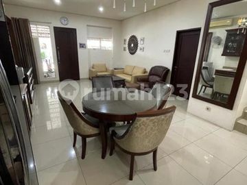 Dijual Rumah Puri Mansion