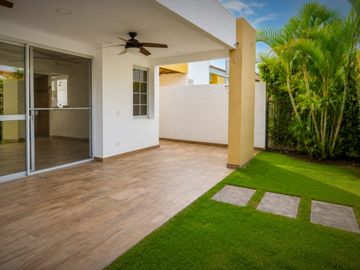 casa campestre en venta en hacienda el castillo. Cod V218504