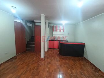 ¡Exclusivo Chalet De 4 Pisos Por Tottus Tusilagos En San Juan De Lurigancho!