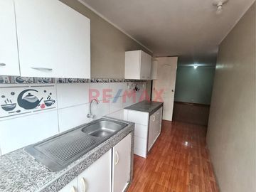 ¡Exclusivo Chalet De 4 Pisos Por Tottus Tusilagos En San Juan De Lurigancho!