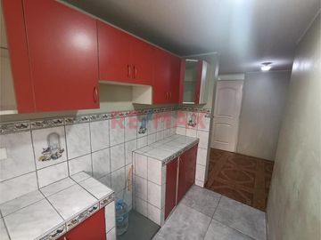 ¡Exclusivo Chalet De 4 Pisos Por Tottus Tusilagos En San Juan De Lurigancho!