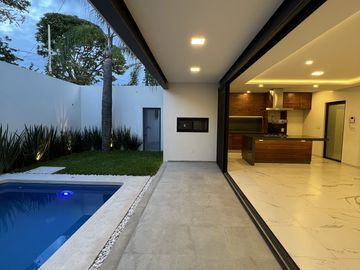 Casa Nueva e Inteligente con Alberca y 4 Rec. - Jardines de Delicias, Cuernavaca
