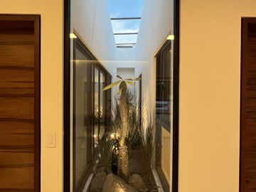 Casa Nueva e Inteligente con Alberca y 4 Rec. - Jardines de Delicias, Cuernavaca