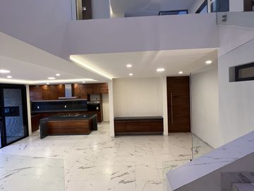 Casa Nueva e Inteligente con Alberca y 4 Rec. - Jardines de Delicias, Cuernavaca