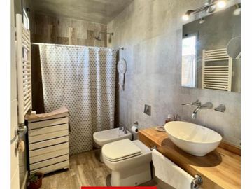 Venta, moderna casa en el Barrio de los Talas - Canning