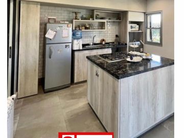 Venta, moderna casa en el Barrio de los Talas - Canning