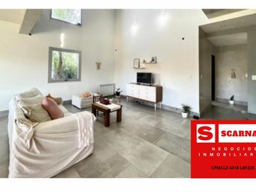 Venta, moderna casa en el Barrio de los Talas - Canning