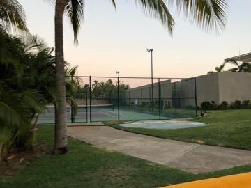 La Isla Residences