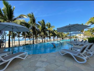 La Isla Residences