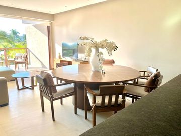 La Isla Residences