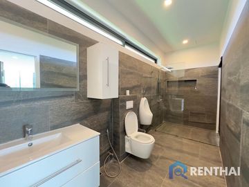 Luxury Pool Villa in Bangsare  Pattaya