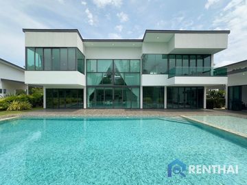 Luxury Pool Villa in Bangsare  Pattaya
