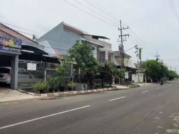 Rumah Strategis Siap Huni Raya Gayungsari Surabaya
