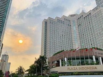JUAL Apartemen Cosmo Terrace 1BR Furnish lantai 18 siap huni!