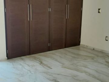 Casa en venta en Cumbres del Lago
