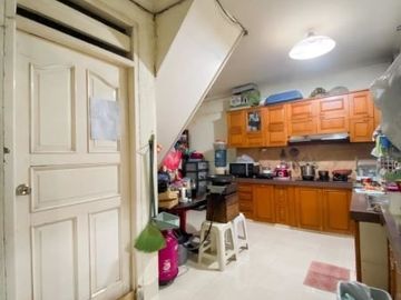 DIJUAL RUMAH SIAP HUNI DI KOMPLEK WALIKOTA KELAPA GADING