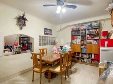 DIJUAL RUMAH SIAP HUNI DI KOMPLEK WALIKOTA KELAPA GADING