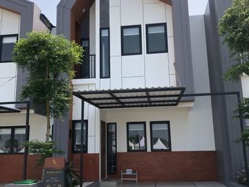 Rumah 2Lantai 3 KT Hanya 900Juta an Cicilan Mulai 5Juta/Bln,12mnt ke St Parungpanjang!!
