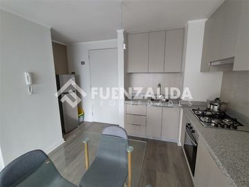 Departamento en arriendo de 2 dorm. en Maipú