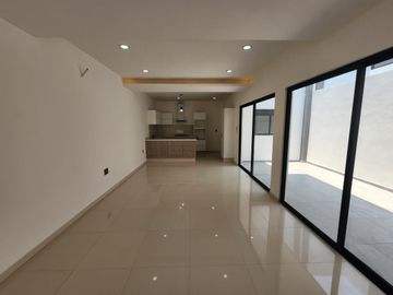 Casa en Venta en Las Lomas Residencial