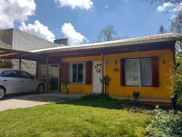 LATORRE PROP. VENDE CASA DE 4 AMB EN BARRIO LAS MARGARITAS