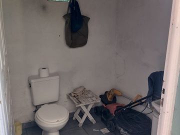 LATORRE PROP. VENDE CASA DE 4 AMB EN BARRIO LAS MARGARITAS