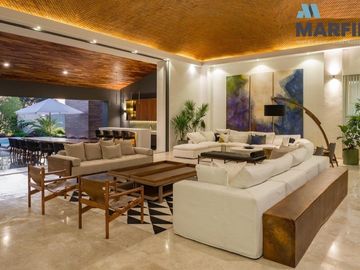 Espectacular Casa en Venta ideal para Hotel Boutique al Norte de Colima