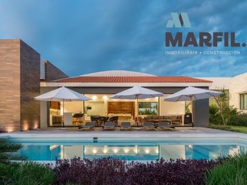 Espectacular Casa en Venta ideal para Hotel Boutique al Norte de Colima