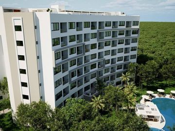 Condominio con lock off, terraza, bodega y cuarto de lavado,  con vista al bosqu