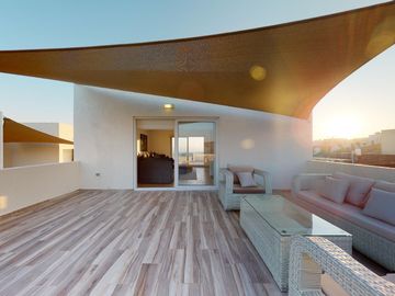 Casa con Roof Garden en Zibatá (276 Mts. M² Constr.)