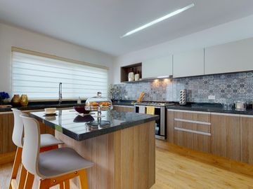 Casa con Roof Garden en Zibatá (276 Mts. M² Constr.)