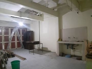 Rumah Dukuh Kupang Barat Bebas banjir, bisa untuk rumah kost