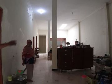 Rumah Dukuh Kupang Barat Bebas banjir, bisa untuk rumah kost