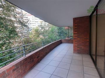 Departamento en Venta en Presidente Riesco - Metro Alcántara