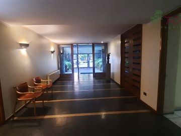 Departamento en Venta en Presidente Riesco - Metro Alcántara